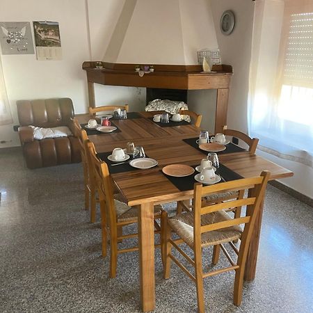 B&B Da Antonella Samugheo Екстер'єр фото