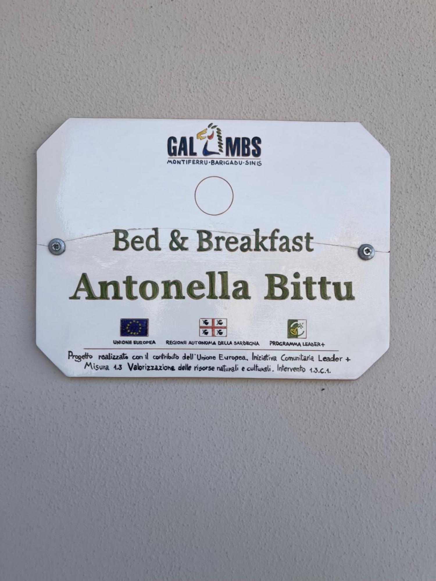 B&B Da Antonella Samugheo Екстер'єр фото